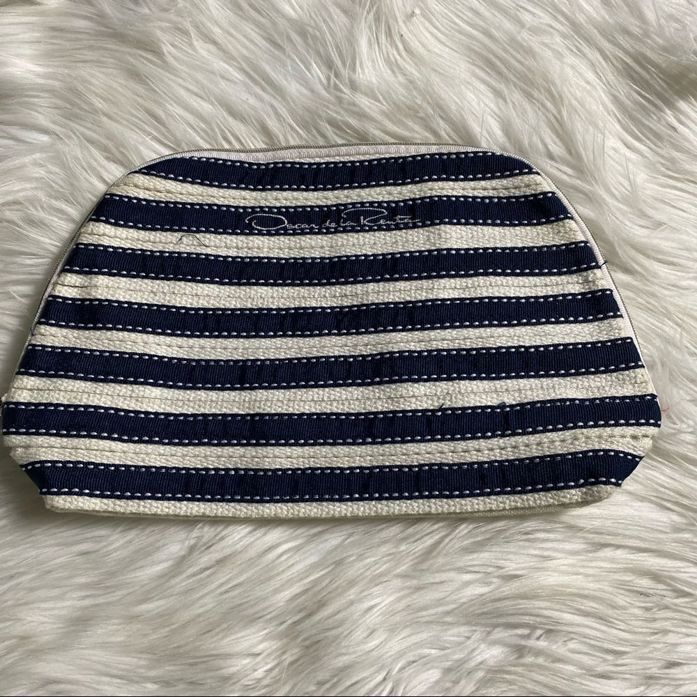 Oscar De La Renta vintage blue white stripes 100% cotton make up travel bag